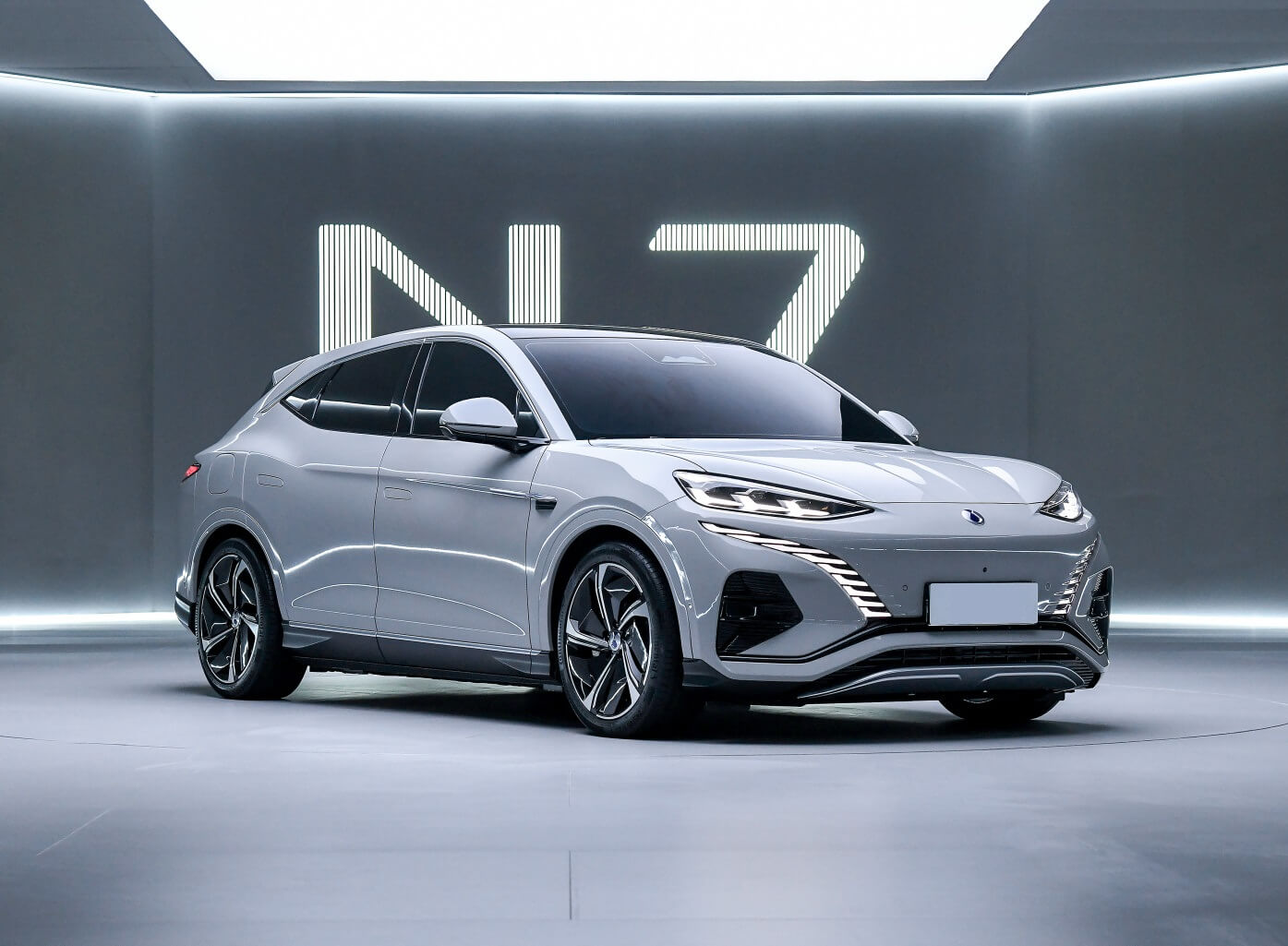 Denza N7